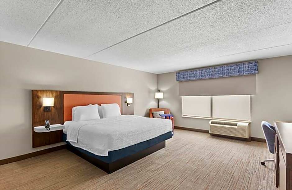 Photo 1 of 3 of Studio 1 King Bed