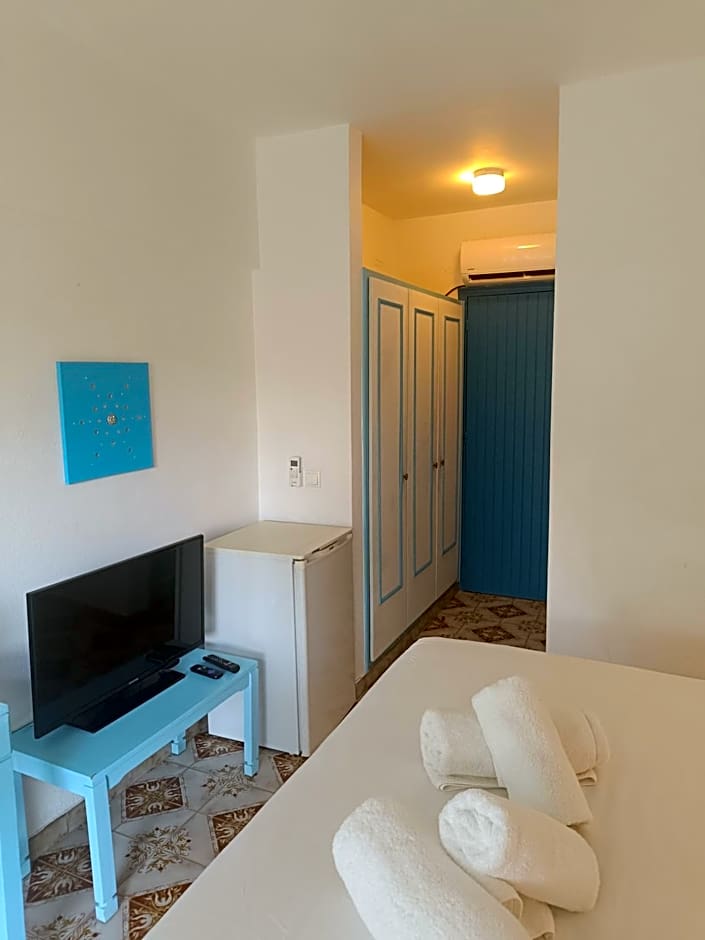 Trees Art Hotel & Suites