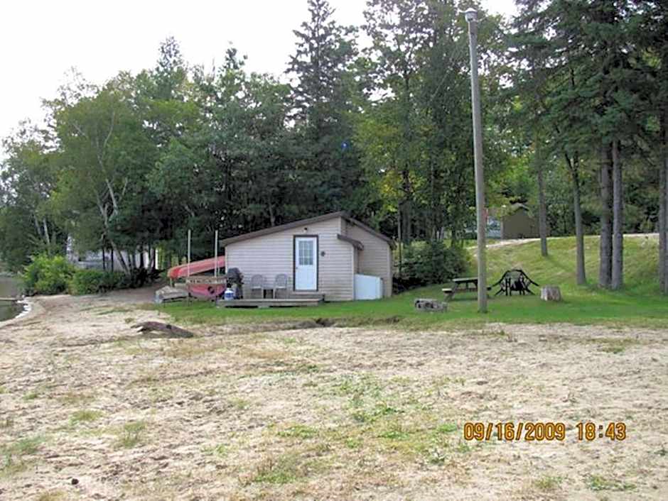 Marble Lake Lodge