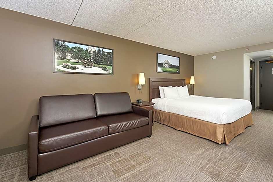 Canad Inns Destination Centre Club Regent Casino Hotel