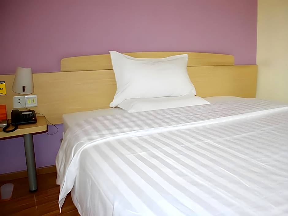 7 Days Inn Wuhan Jianghan Road Jiqing Street Metro Station