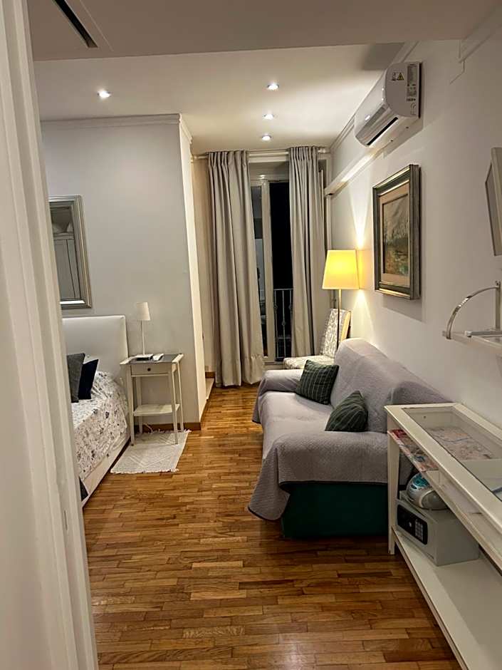 Apartments Aurora – Rome