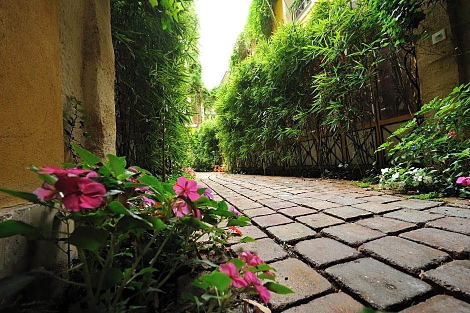Les Patios du Marais 1