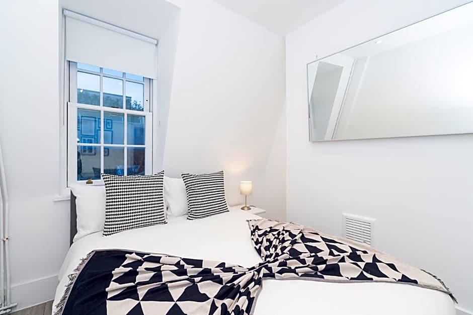New 2 Bed Apartment in Covent Garden