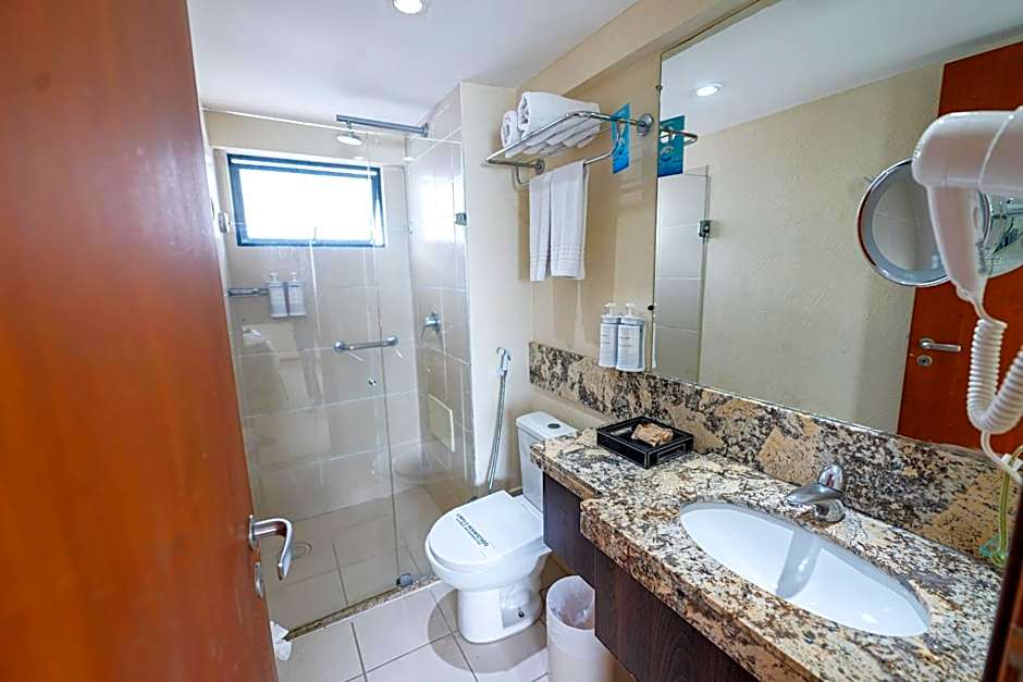 Quality Suites Natal
