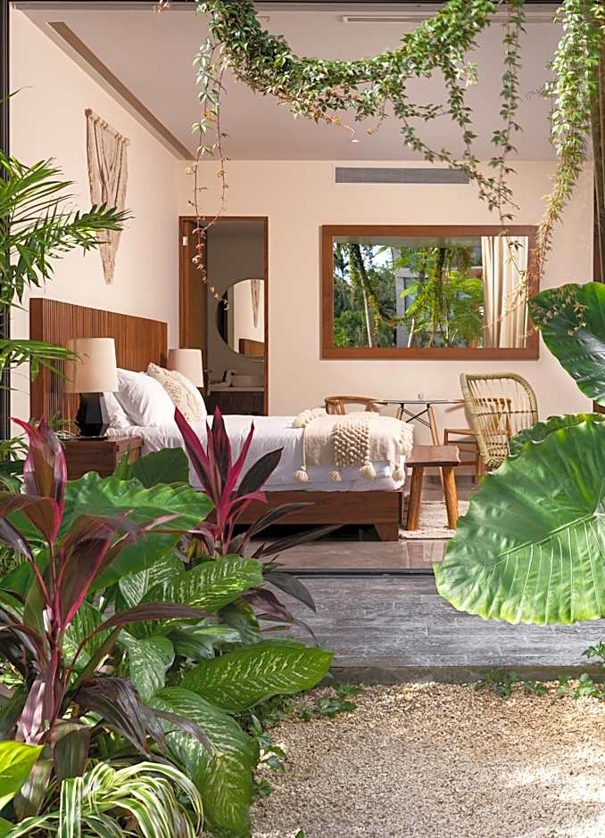 Mistiq Tulum