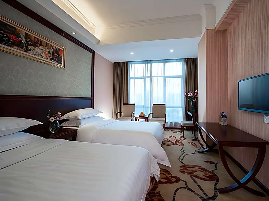 Vienna Hotel Guangzhou Shaheding Metro Station