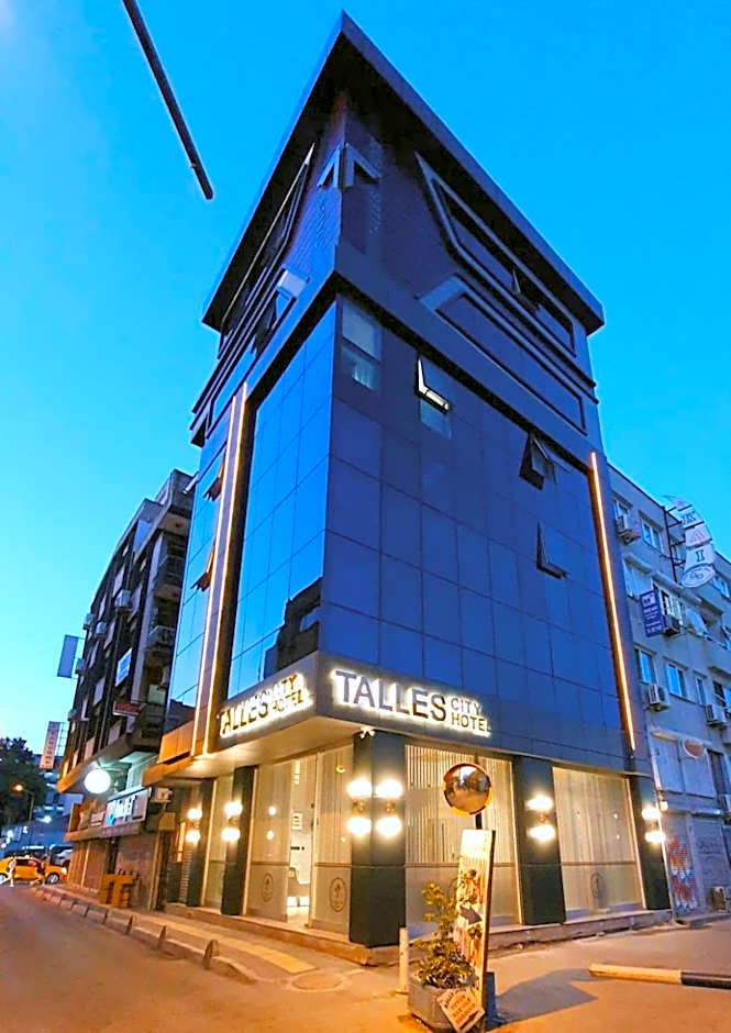 Photo 1 of 50 of TALLES CITY HOTEL