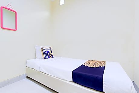 Hotel O Kenzie Bunkbed Syariah