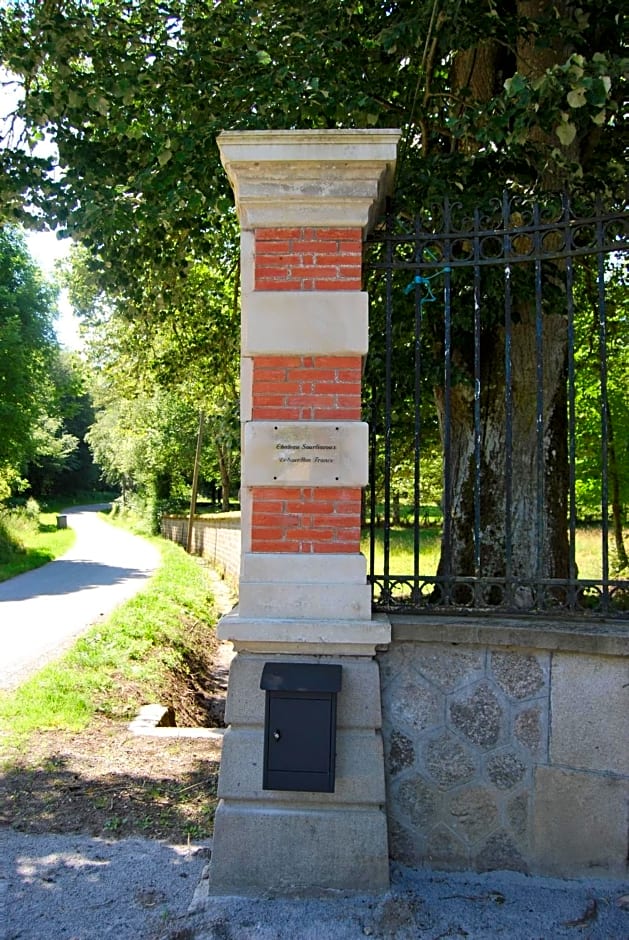 Chateau Sourliavoux, appartement en chambres d'hôtes