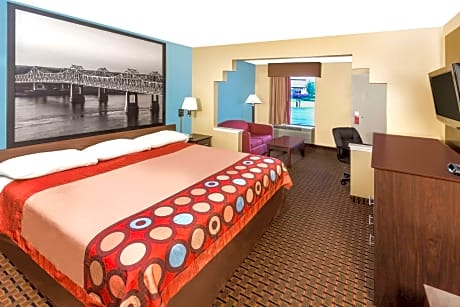 1 King Bed Studio Suite Smoking