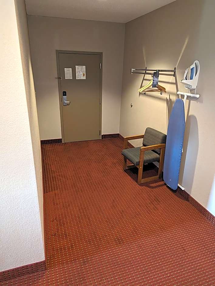 Super 8 by Wyndham Niagara Falls