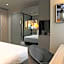 Pasaport Pier Hotel