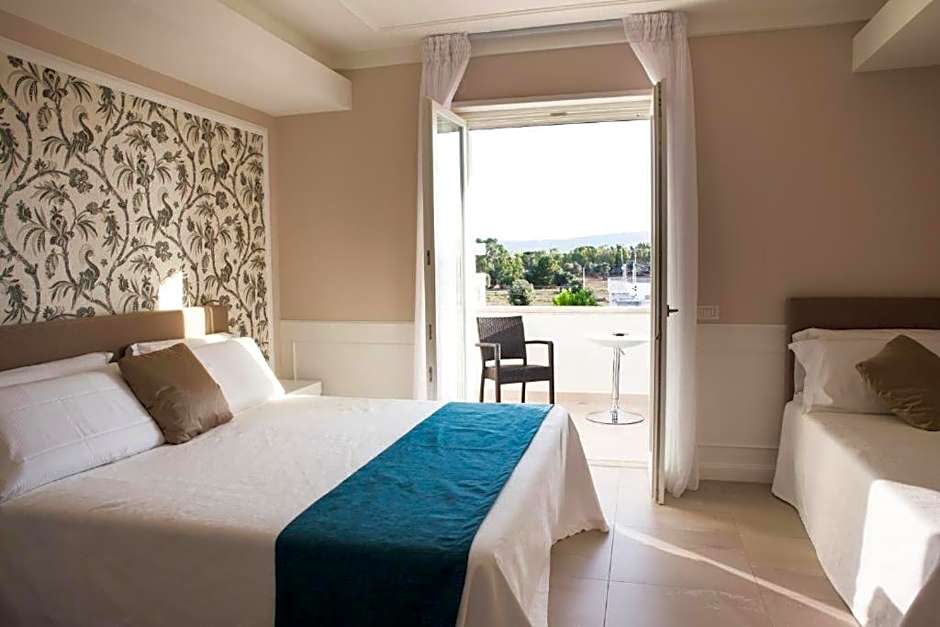 Bianco Riccio Suite Hotel