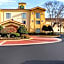 La Quinta Inn & Suites by Wyndham Norfolk Virginia Beach
