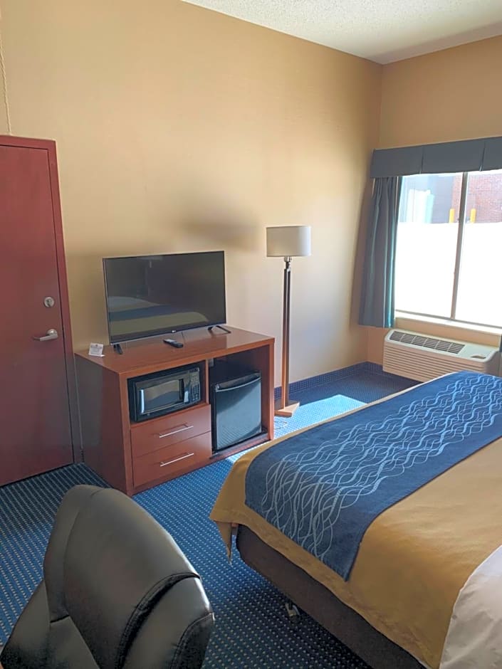 Comfort Inn Crystal Lake