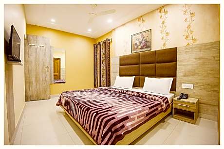 super deluxe air conditioining room