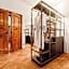 META SUITES historic city living