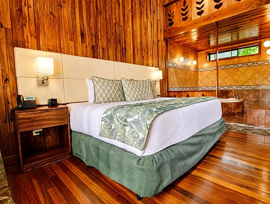 Photo 1 of 10 of Family 1 Queen Bed