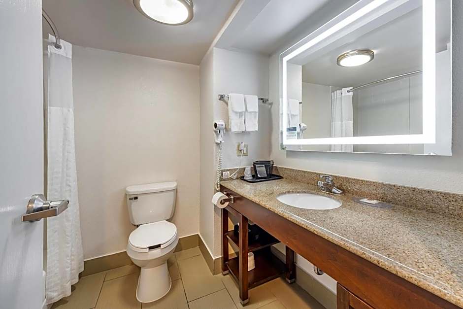 Comfort Inn & Suites Cookeville