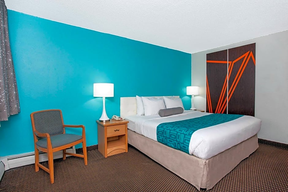 Howard Johnson by Wyndham Colorado Springs