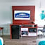 Howard Johnson by Wyndham Virginia Beach At The Beach