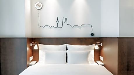 Wow Accessible Room