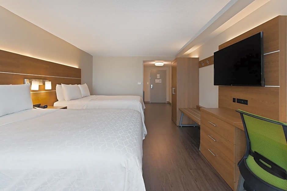 Holiday Inn Express Hotel & Suites Largo-Clearwater