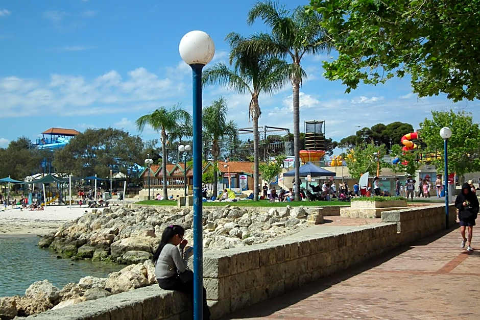 The Spanish Guesthouse, Private Rooms