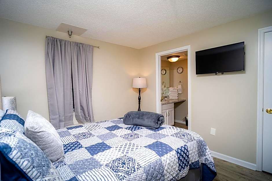 Condo in Gatlinburg very peaceful - 10 min Walk to Main Strip