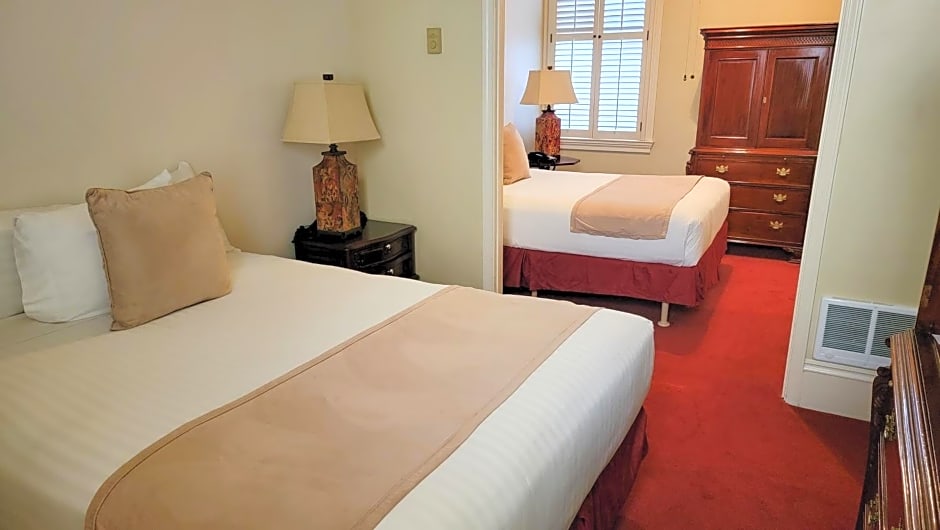 The Monterey Hotel