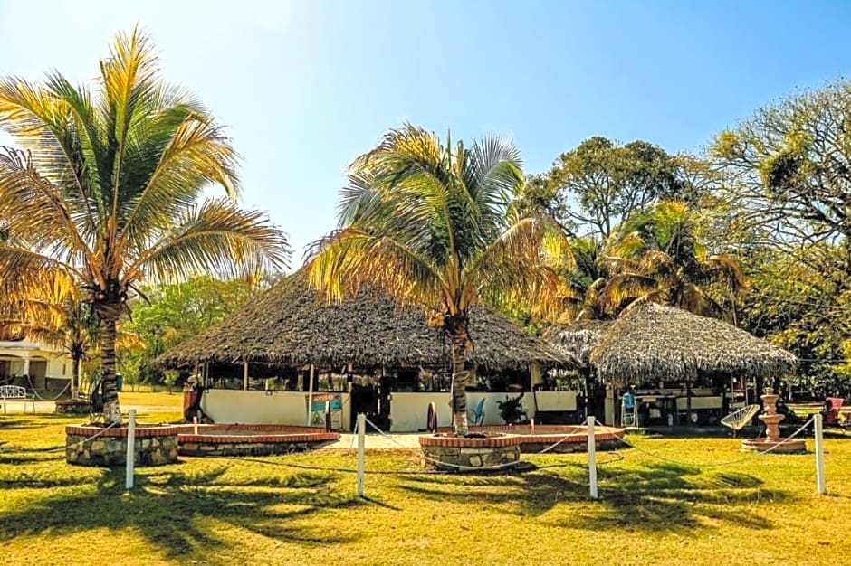 Hotel y Restaurante EL TEXANO