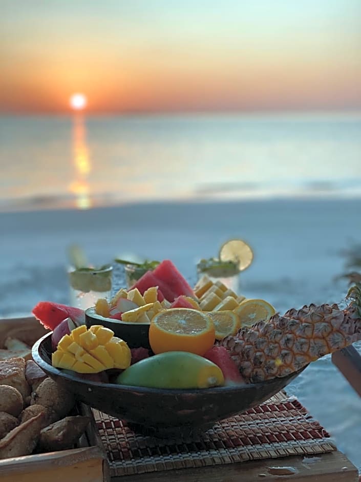 La Luna Boutique Dhangethi