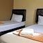 Hotel Syariah Larismanis
