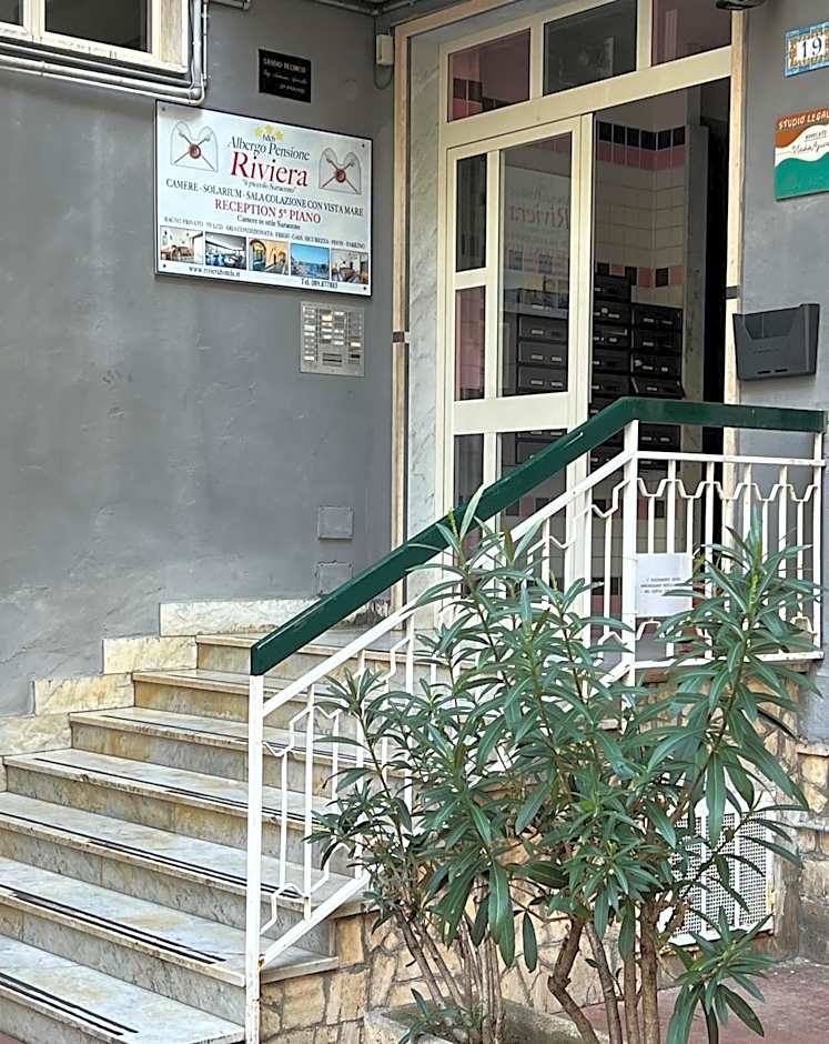 Riviera B&B Rooms and Apartament SEA-VIEW