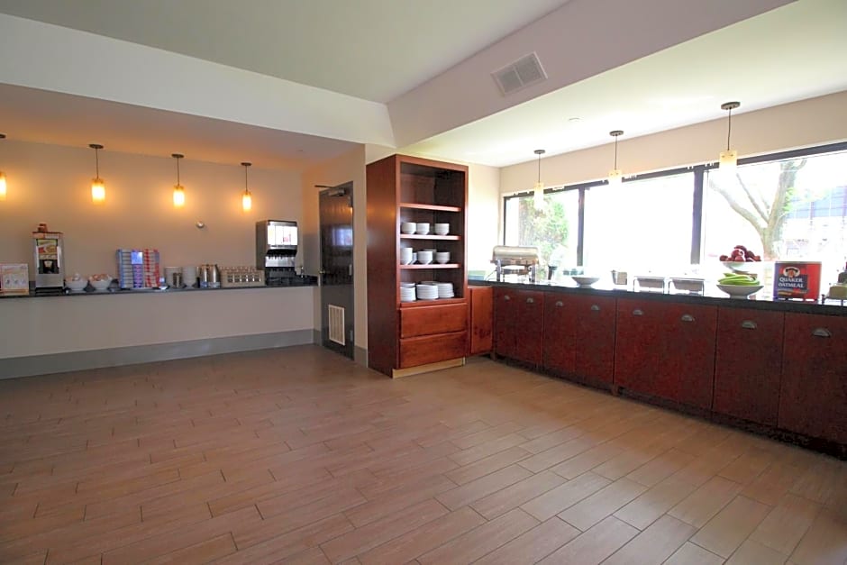 Country Inn & Suites by Radisson, Sandusky South, OH