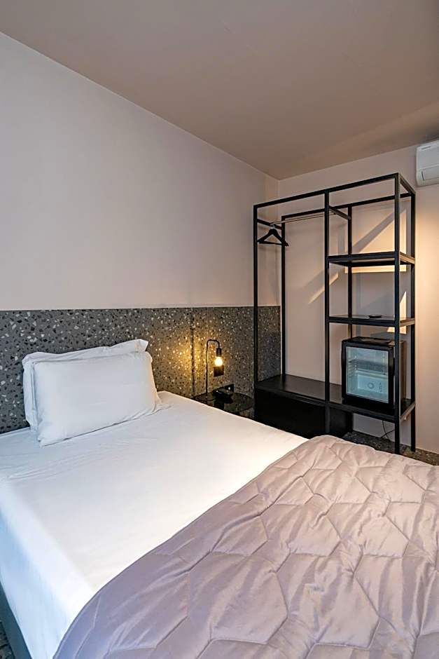 Elide Design Hotel