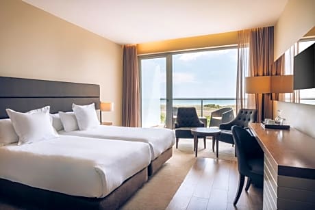 Double Sea View Priority Location Single Use