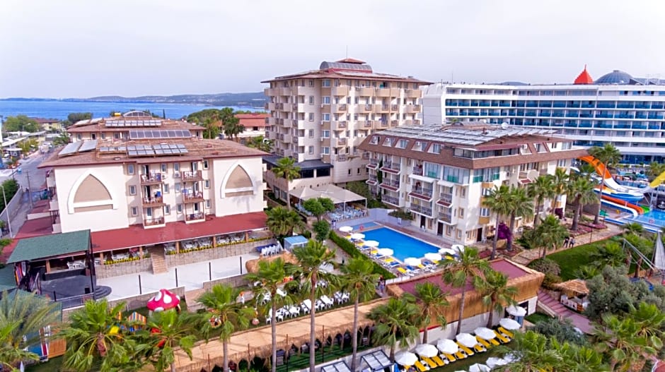 Crystal Land Of Paradise Beach Hotel