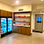 Holiday Inn Express & Suites Marquette By IHG