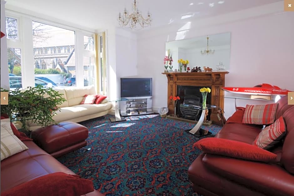 Minton Lodge Hotel - Seniors Only