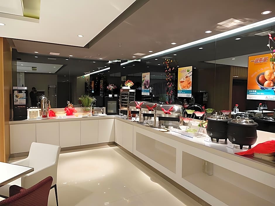 Jinjiang Inn Baoding Railway Station