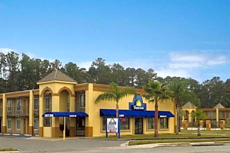 Days Inn by Wyndham Brunswick/St. Simons Area