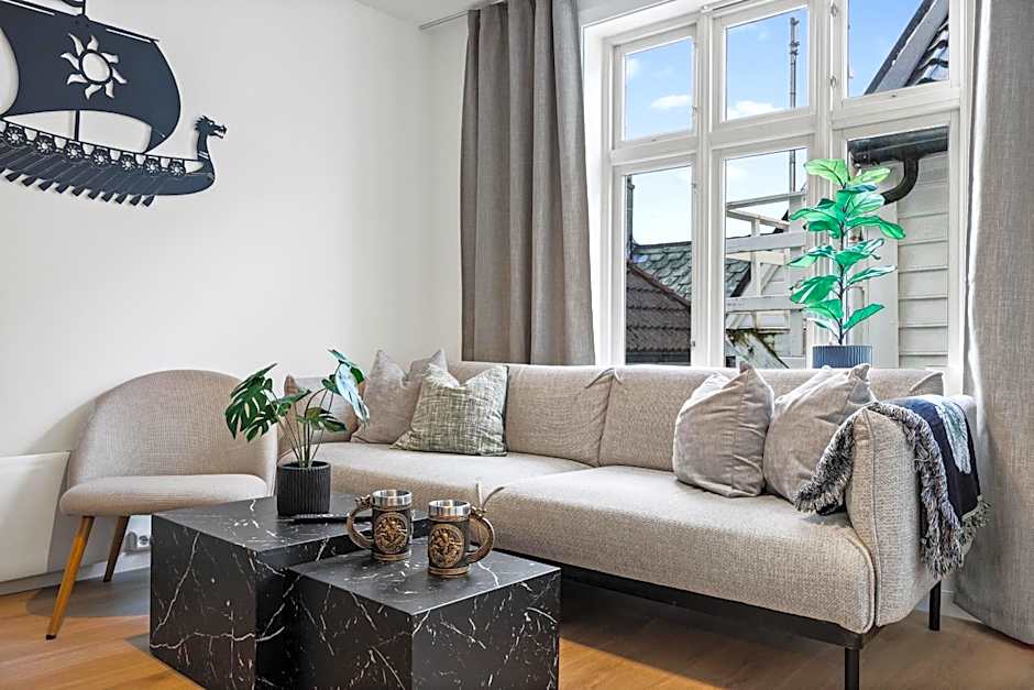 Homerentals Apartments - Behind Bryggen & historic cobblestone streets - 2 Floor renovated from february 2025