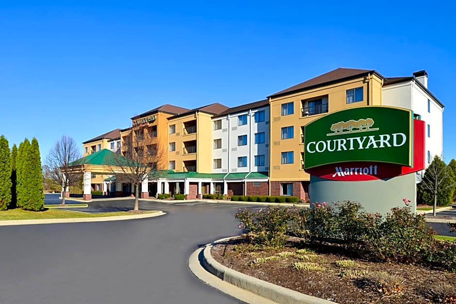 Courtyard by Marriott Milwaukee North/Brown Deer