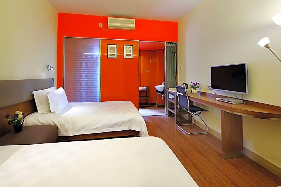 4th Zhongshan Road Garden Inn