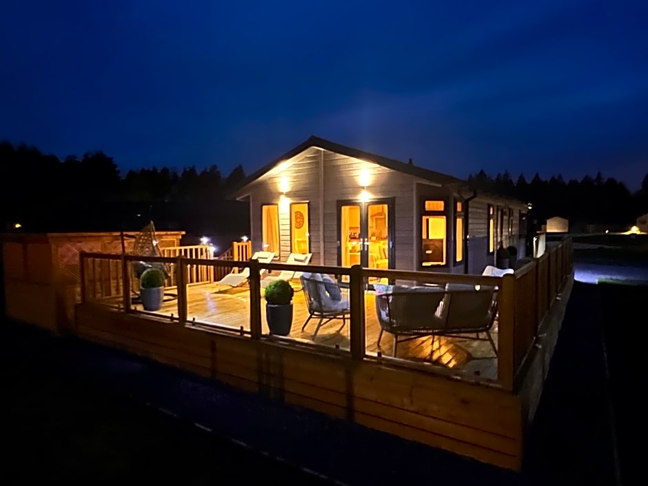 Hollicarrs - Bluebell Lodge