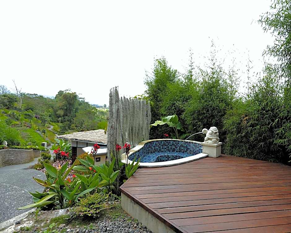 Munduk Tentrem Resort