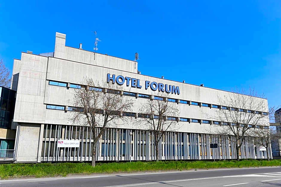 Hotel Forum