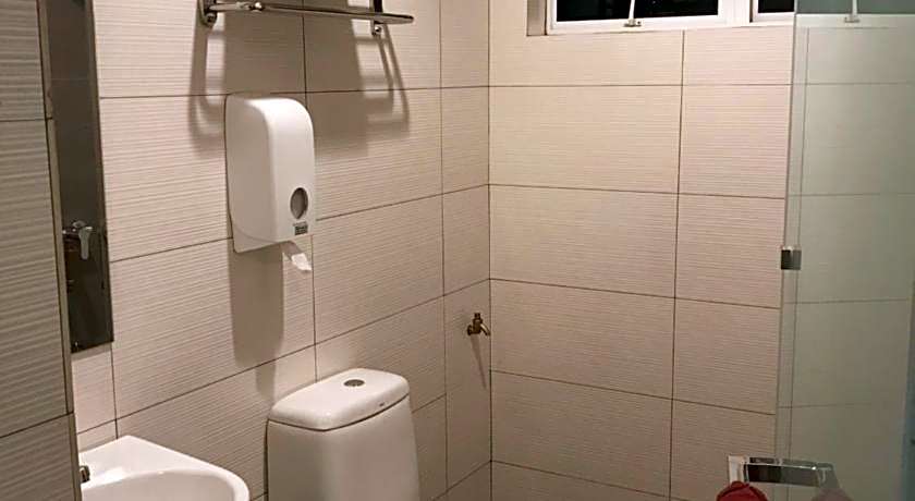 BREZZA HOTEL SITIAWAN